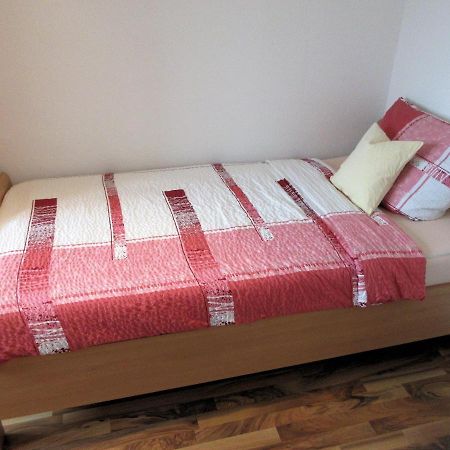 Private Apartment Near Fair Ground Hannover Dış mekan fotoğraf
